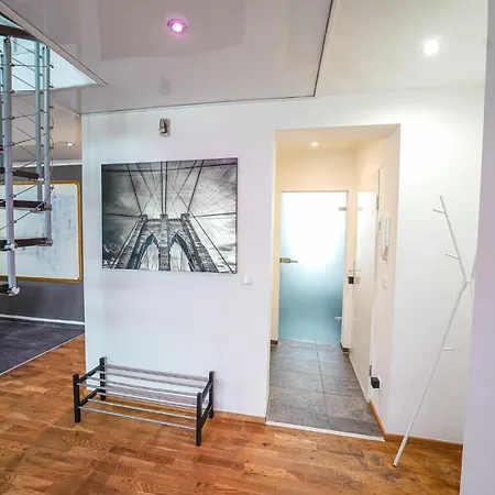 Modern Maisonette - 4br - By Slight Edge Essen