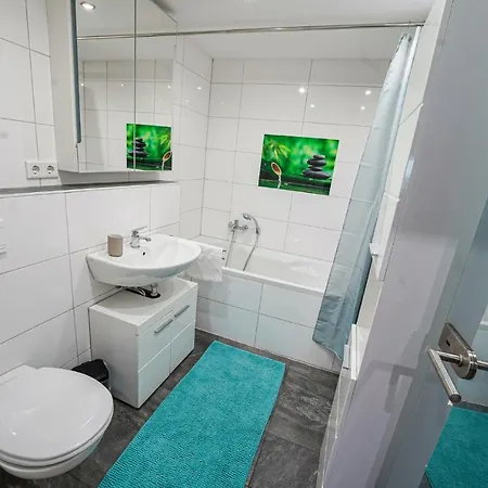 Modern Maisonette - 4br - By Slight Edge Apartment *